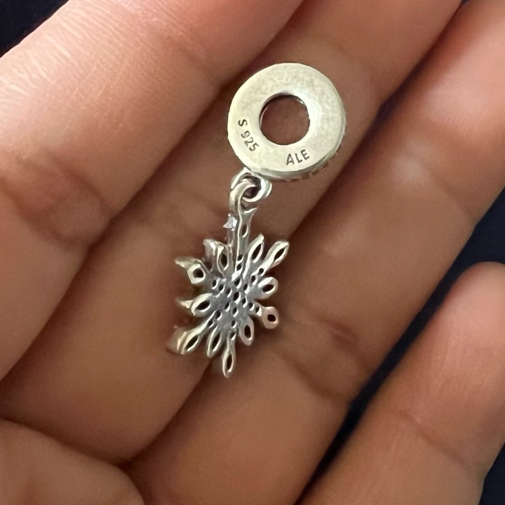 Retired Pandora Crystalized Snowflake Dangle Charm With Clear Cubic Zirconia - Picture 6 of 9